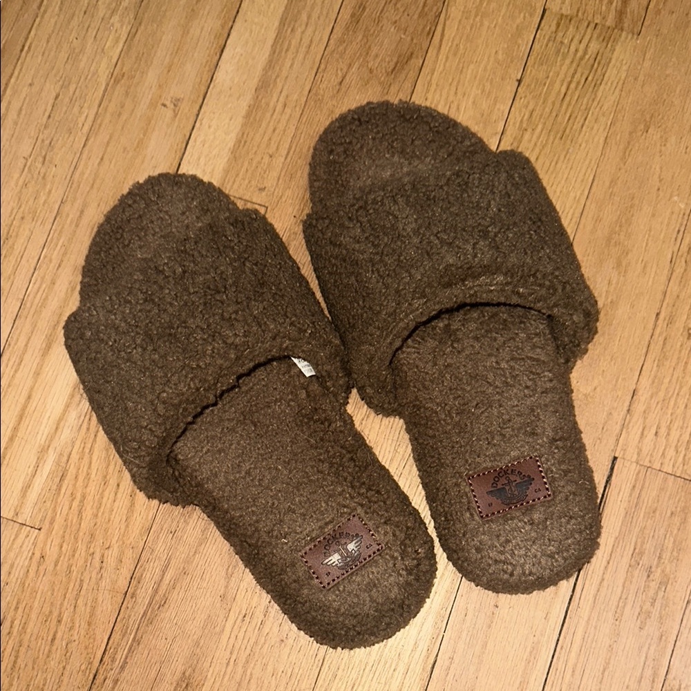 Cozy Brown Fuzzy Slippers